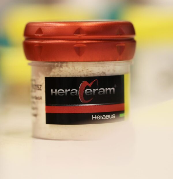 HeraCeram Bleach
