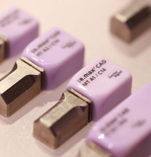 IPS e.max CAD MO C14 PrograMill